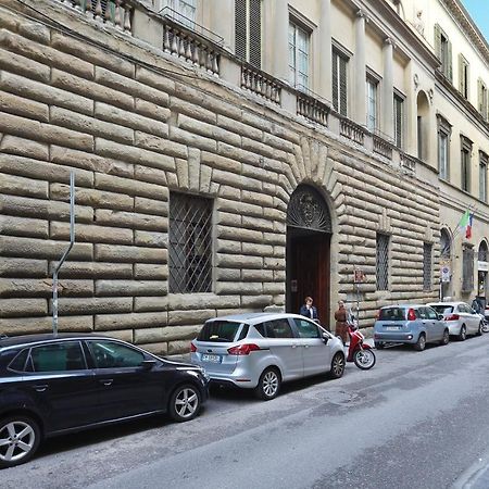 Apt. Melograno - Pauline Suites, Palazzo Borghese Firenze Bagian luar foto