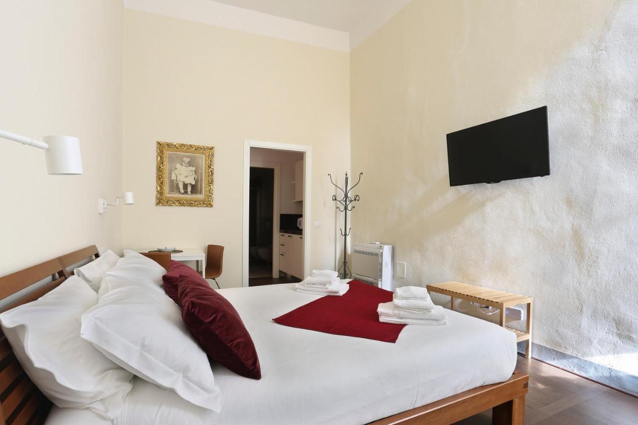 Apt. Melograno - Pauline Suites, Palazzo Borghese Firenze Bagian luar foto
