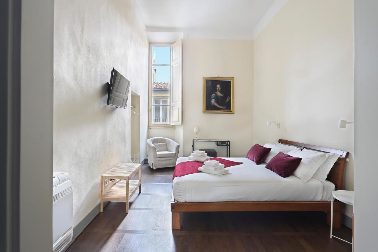 Apt. Melograno - Pauline Suites, Palazzo Borghese Firenze Bagian luar foto