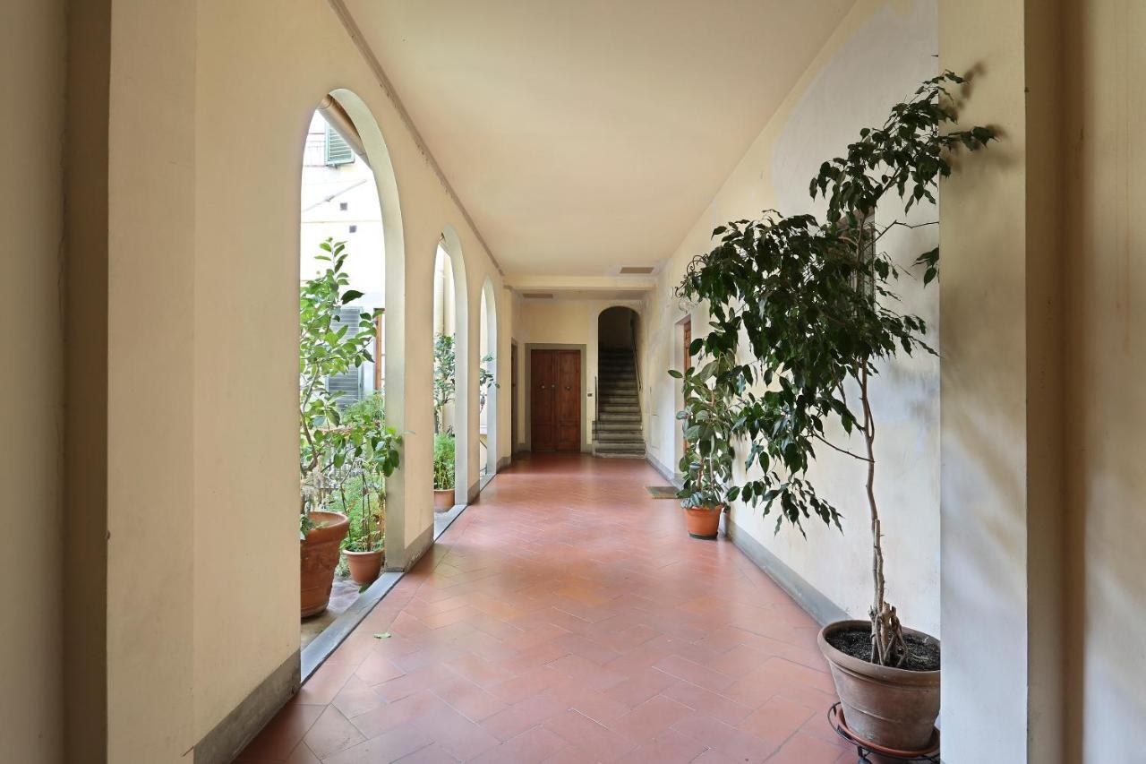 Apt. Melograno - Pauline Suites, Palazzo Borghese Firenze Bagian luar foto