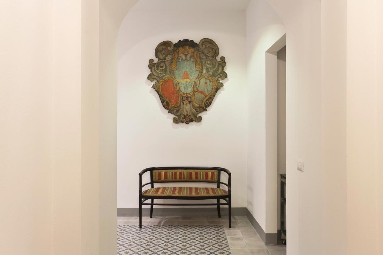 Apt. Melograno - Pauline Suites, Palazzo Borghese Firenze Bagian luar foto